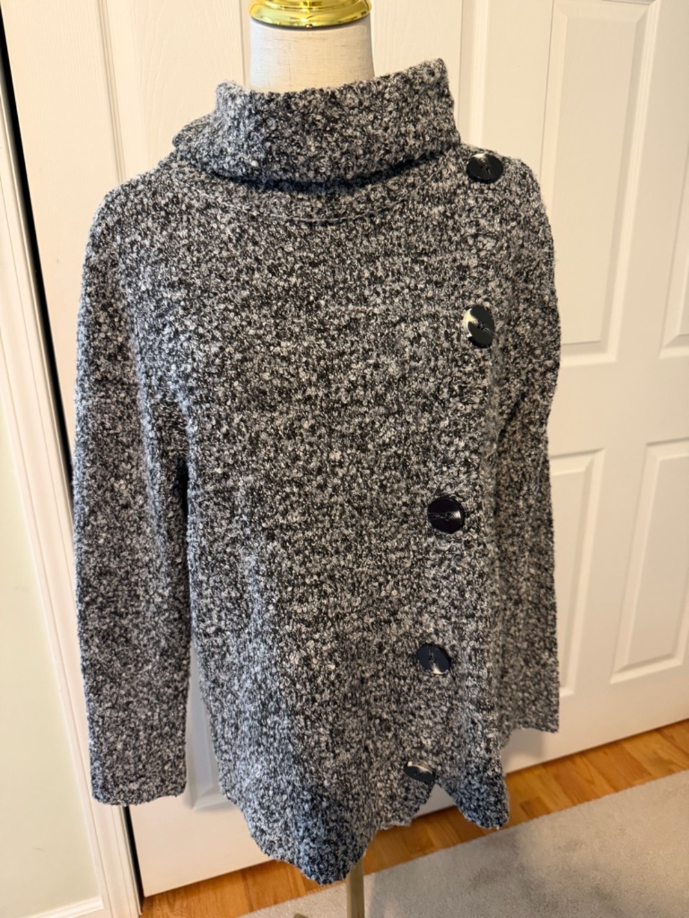 Tweed top